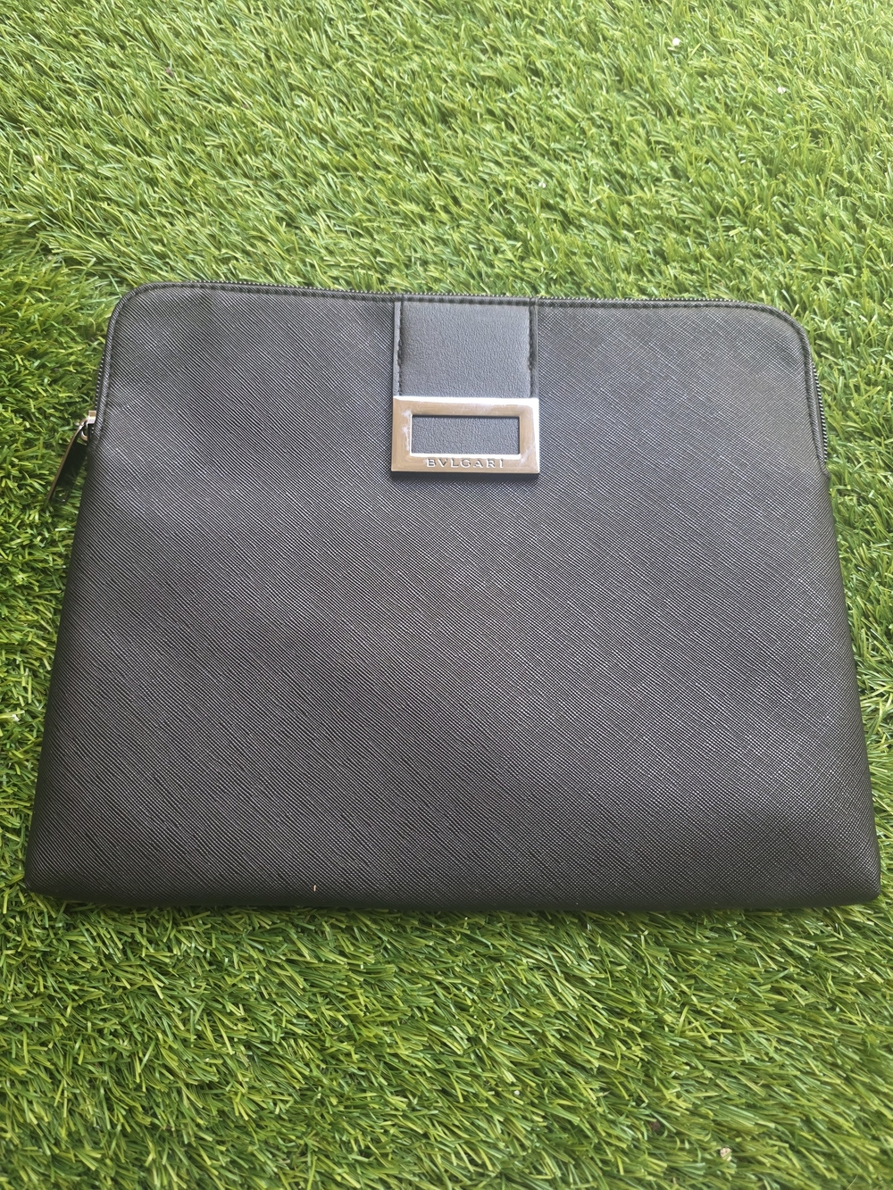 Bulgari Black Men's Leather Zip Pouch